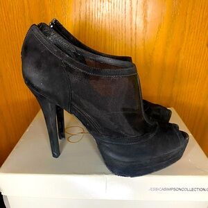 Stylish Jessica Simpson heels